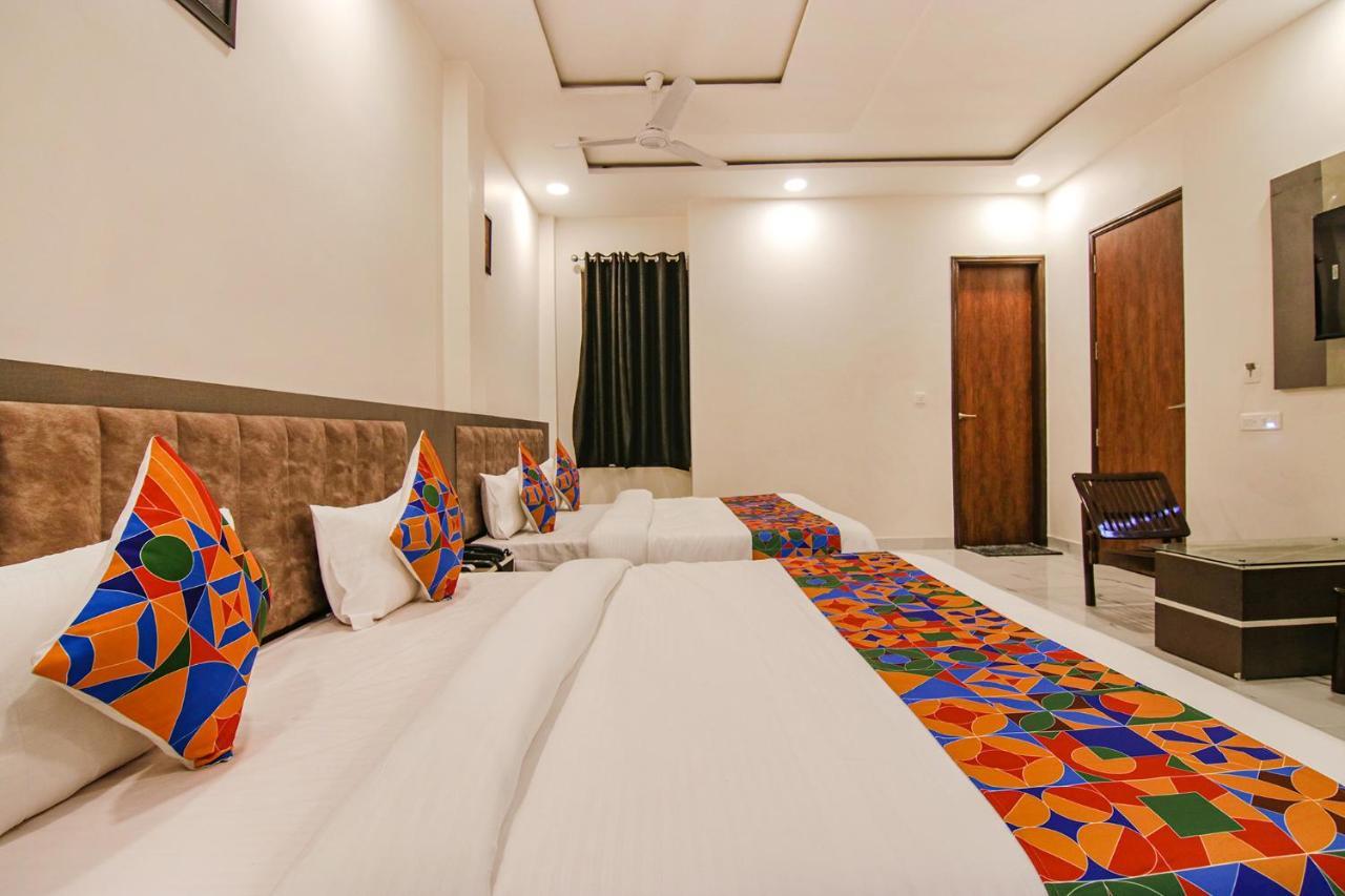 Fabhotel Aryan Grand Amritsar Exterior photo