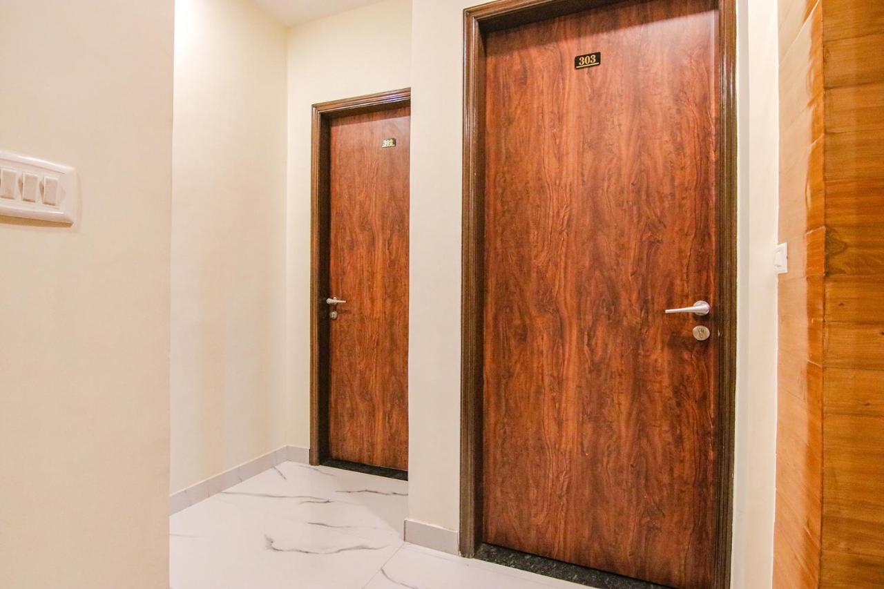 Fabhotel Aryan Grand Amritsar Exterior photo